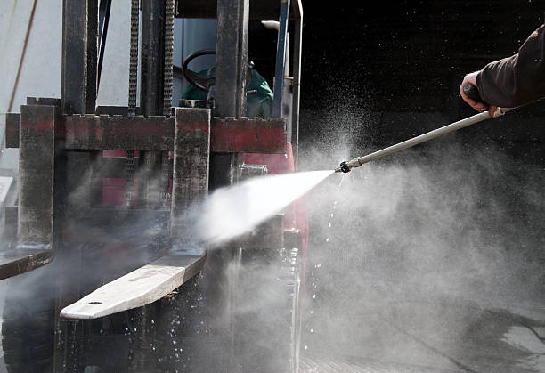 Why Choose Our Certified Pressure Washing Experts for Your Project Needs in Hanscom Af, MA?